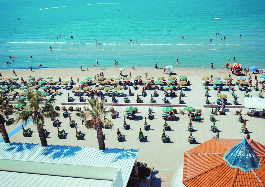 Vetëm Durrësi me zënie të kapaciteteve hoteliere mbi 90%, më dobët bregdeti i Himarës