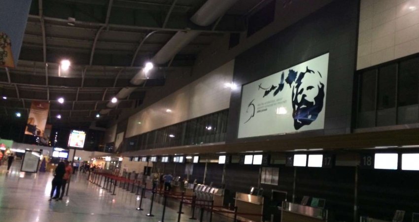 Paraqiti dokumentet e falsifikuara në aeroportin e Prishtinës, Policia jep detaje