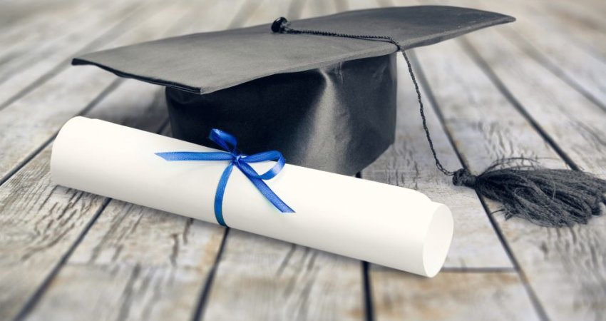 Verifikimi i diplomave, një problem shumëvjeçar i studentëve