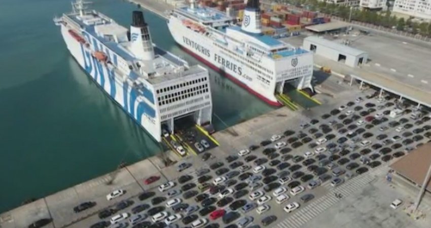 Fluks në portet detare, dyfishohet numri i udhëtarëve në Vlorë