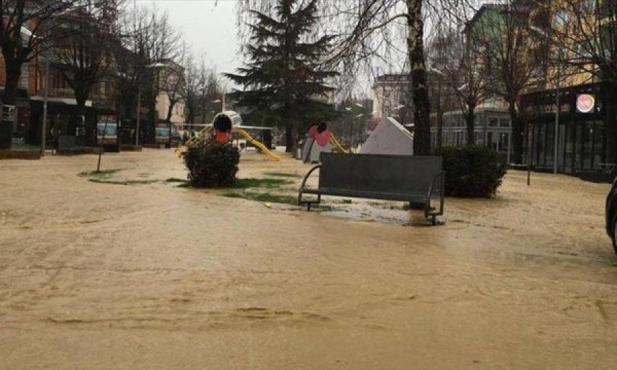 Agjencia e Emergjencave ngre alarmin: Mund të ketë përmbytje në Kosovë
