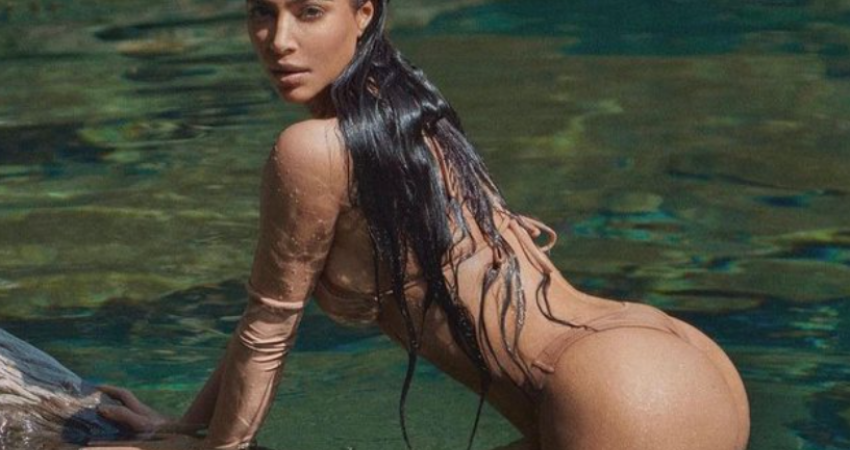 Kim Kardashian shfaqet seksi dhe provokuese, pozon me bikini në palestër (FOTO)