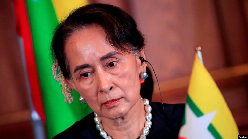 '6 vjet burg shtesë'/ BE reagon pas dënimit të ri ndaj Aung San Suu Kyi-së