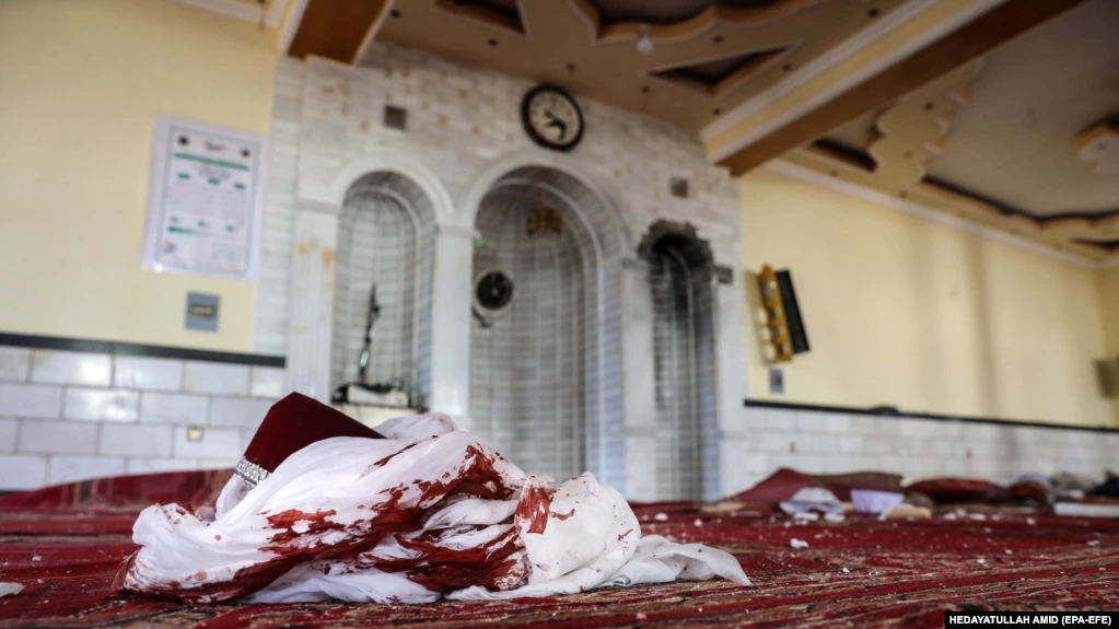 Shpërthim i fuqishëm në një xhami në Kabul, raportohet për shumë viktima 