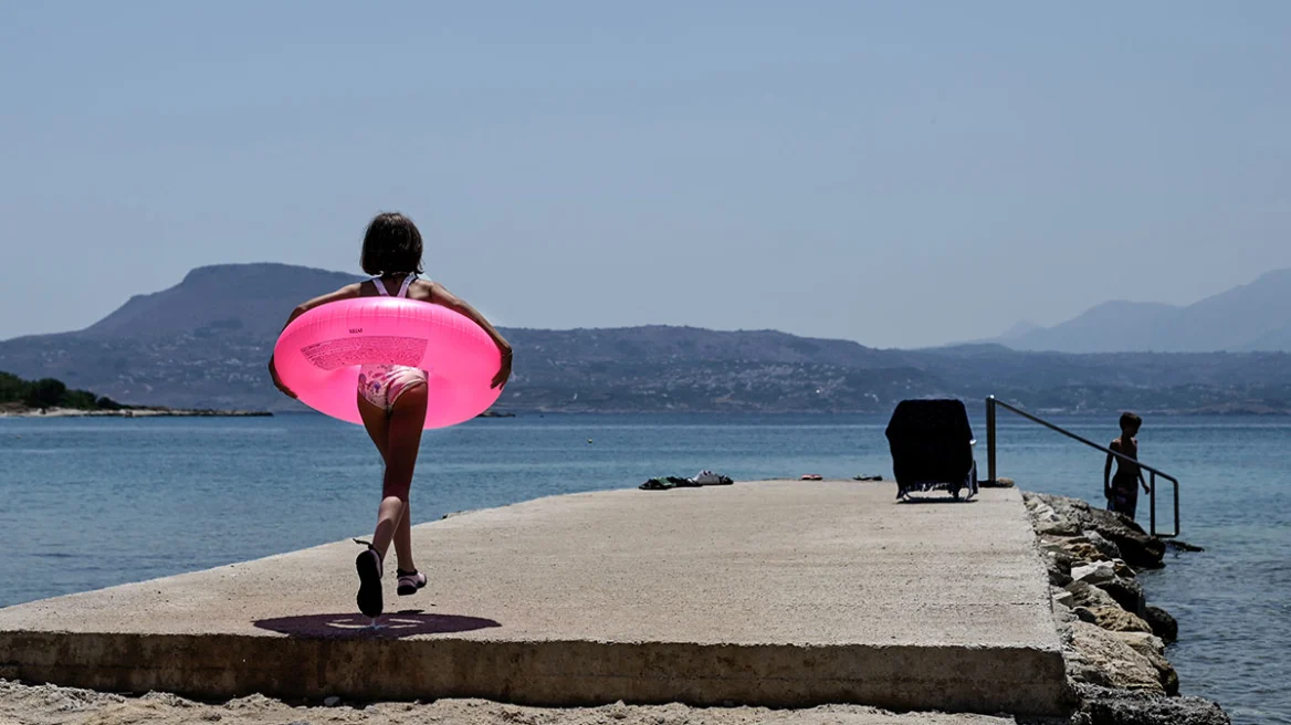 Greqia shpall emergjencën: Zonat ku termometri shkon 41 gradë celsius nga nesër
