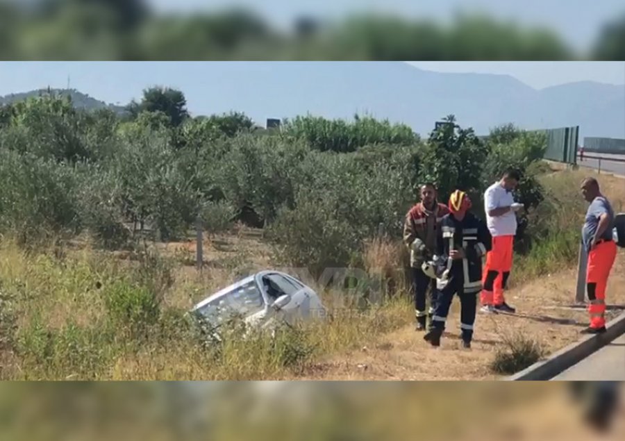 VIDEO/ Ekzekutim mafioz në Vlorë, konfirmohen dy të vdekur, një makinë po digjet në Çerven