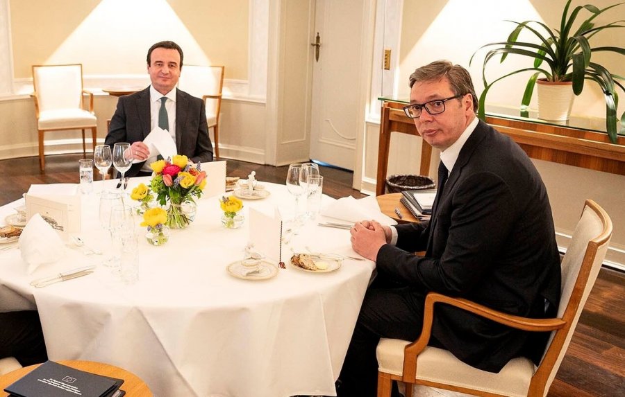 Takimi i tretë i Kurtit dhe Vuçiçit në Bruksel, çfarë do të diskutohet?