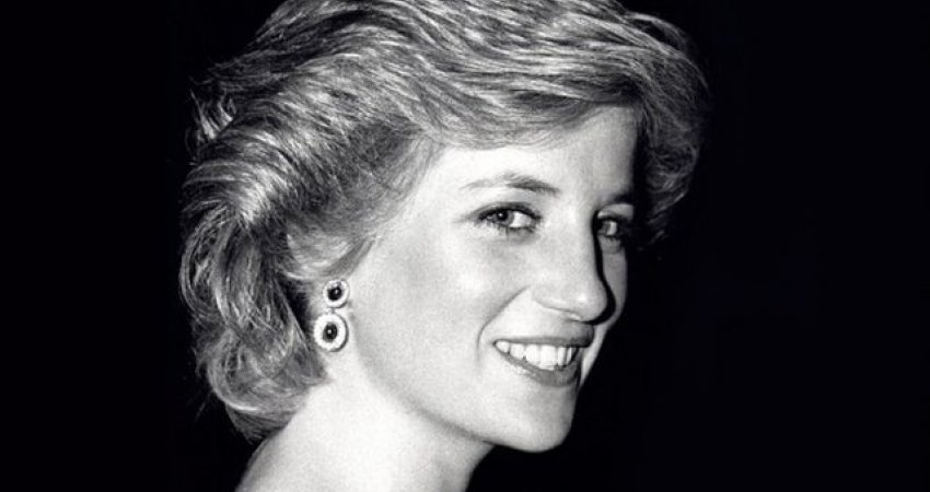 25 vjet pas vdekjes, turistët 'të çmendur' pas suvenireve të princeshës Diana!