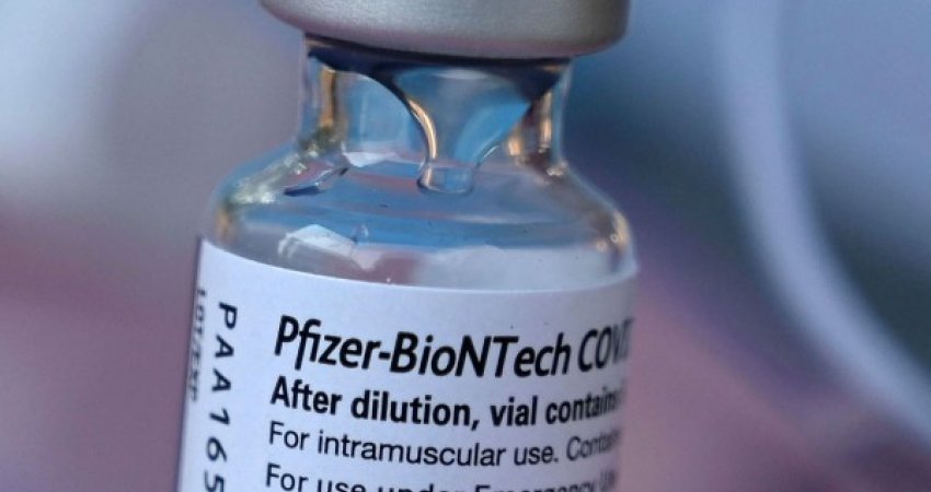 Pfizer/BioNTech aplikon për miratimin e vaksinës së re përforcuese