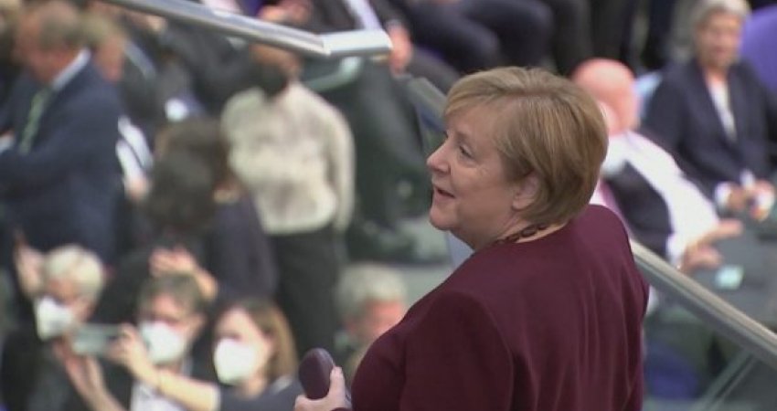 Mikpriti refugjatët, UNESCO nderon Merkel me çmimin e paqes