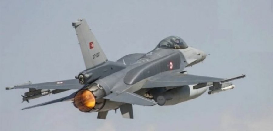 Tensionet/ Greqia sulmon avionët e Turqisë gjatë një misioni të NATO-s