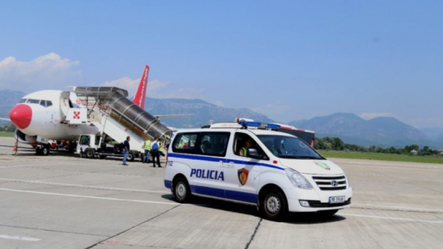'Të arrestuar në Fier dhe Vlorë'/ Ekstradohen 2 shqiptarë drejt Spanjës 