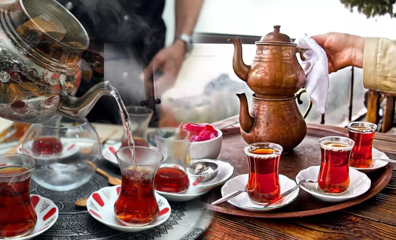 Në Turqi pihet më shumë çaj se kudo tjetër, mësoni arsyen pse