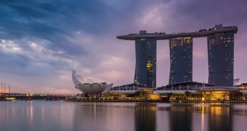 ​Nju Jorku e Singapori, qytetet më të shtrenjta për të jetuar në botë në vitin 2022