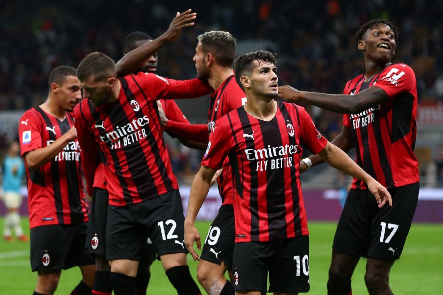 Po luan mirë në Katar 2022, Milan mendon të blejë përfundimisht mbrojtësin