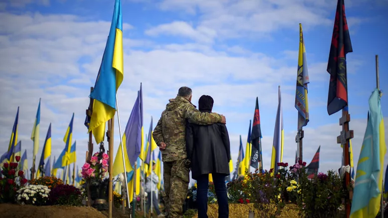 Gati 13,000 ushtarë ukrainas kanë humbur jetën në luftë, thotë këshilltari i Zelenskyy