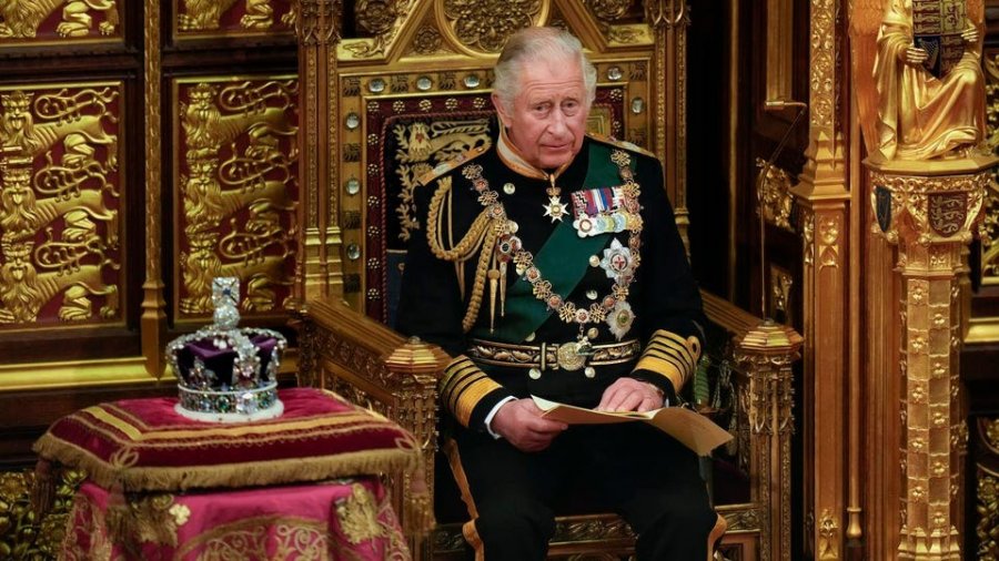 Çfarë ultimatumi vendosi Mbreti Charles në Pallatin Mbretëror