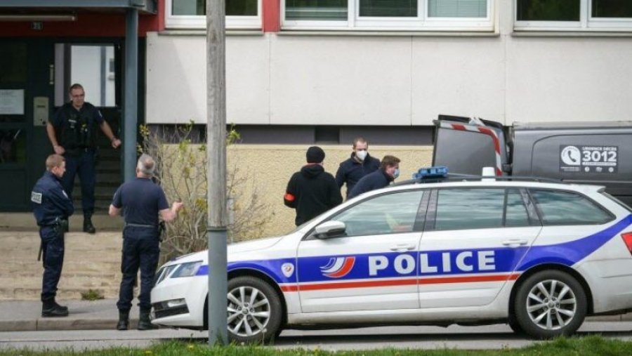 Plagosi me kaçavidë efektiven gjatë arratisjes, arrestohet ‘skifteri’ shqiptar në Francë