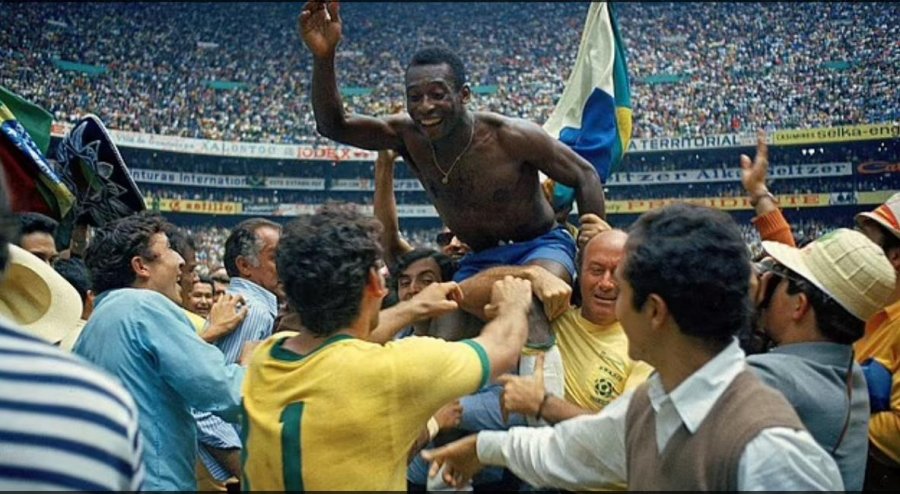 Rëndohet gjendja shëndetësore e legjendës së futbollit, Pele transferohet në 'kujdesin paletiv'
