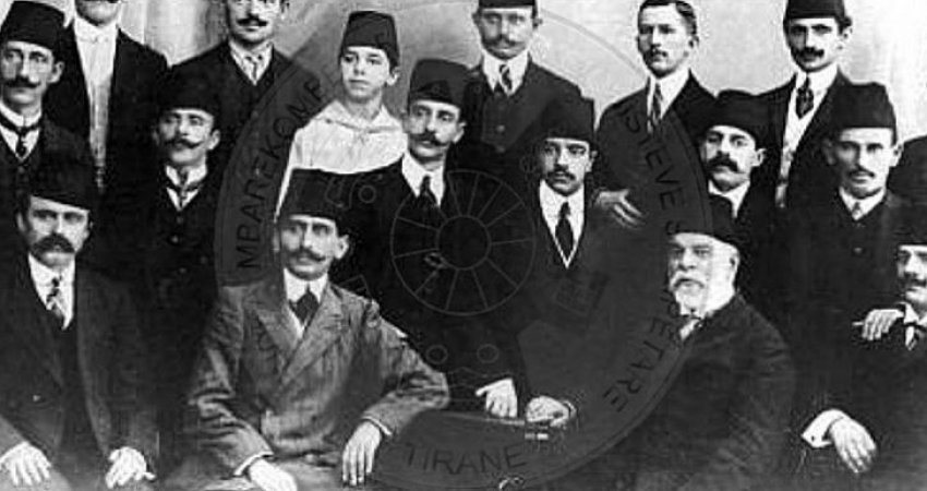 110 vjet më parë filloi punën Qeveria e Ismail Qemalit, ja cila ishte përbërja e saj