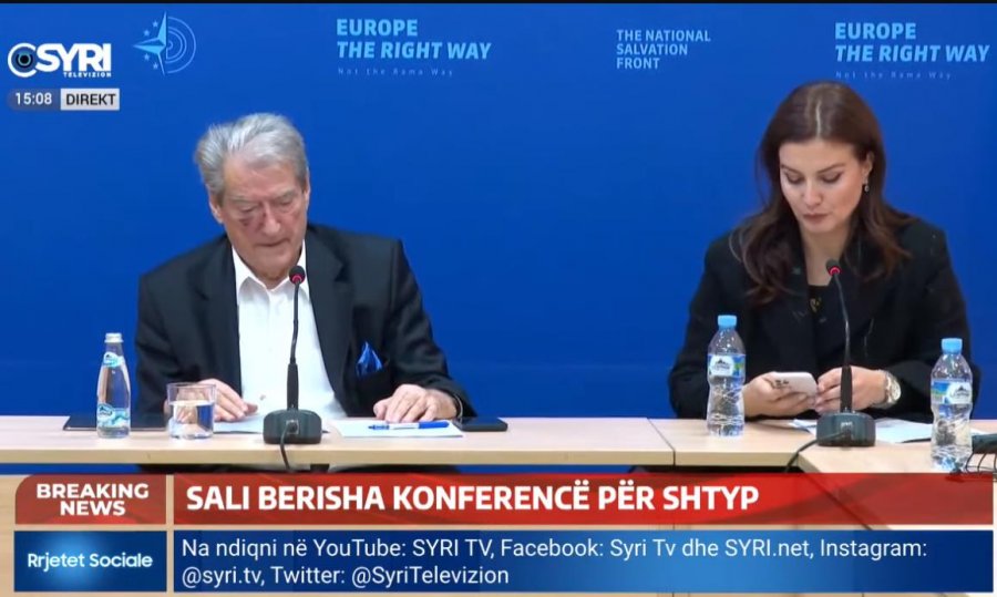 LIVE/ Kryetari i Partisë Demokratike, Sali Berisha konferencë shtypi në seli