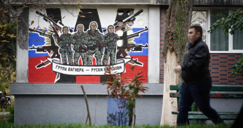 Grupi paramilitar rus 'Wagner' shtrin ndikimin e tij në Serbi
