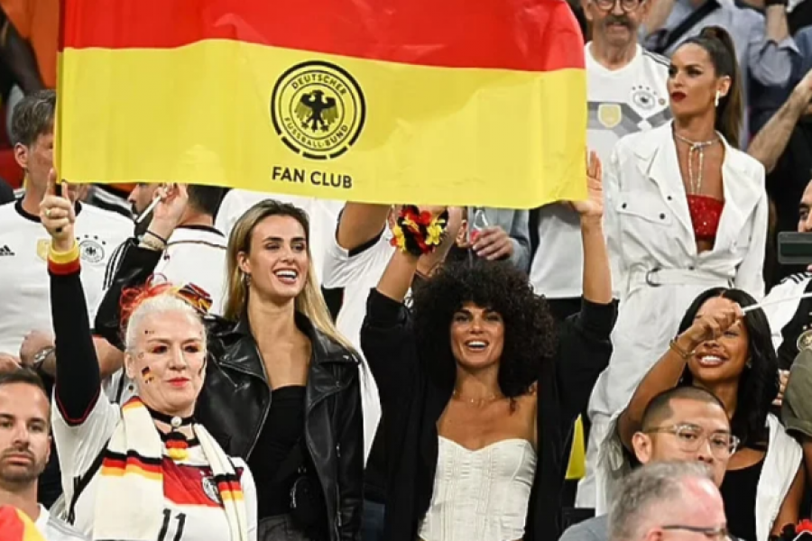 Gjermanët fajësojnë gratë e futbollistëve dhe atmosferën festive për dështimin në Botëror