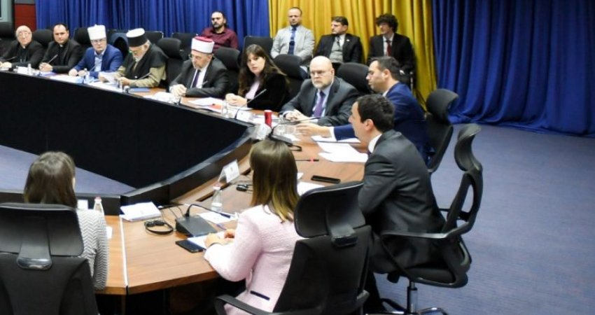 SHBA kërkon që të lejohet regjistrimi bashkësive fetare në Kosovë, pavarësisht numrit të anëtarëve