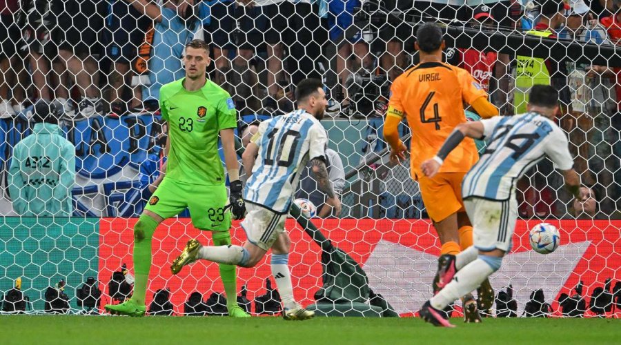 Argjentina vazhdon ëndrrën për Botëror, fiton pas penalltive dhe siguron biletën për gjysmëfinale