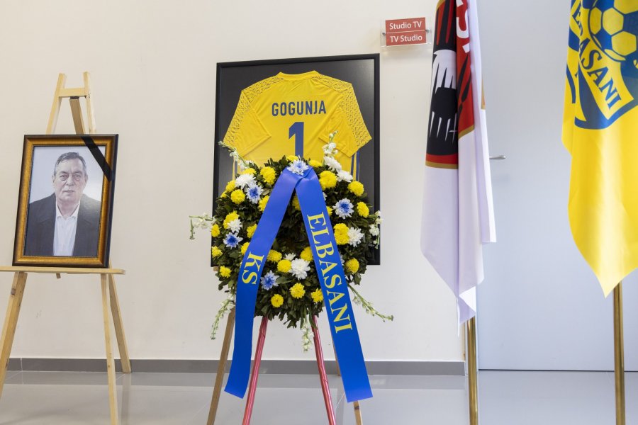 Homazhet në 'Elbasan Arena' për Bujar Gogunjën, i jepet lamtumira e fundit ish-portierit legjendar