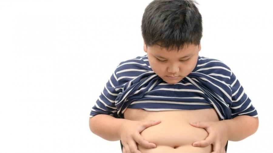 Studimi: Obeziteti përkeqëson shëndetin e trurit të fëmijëve