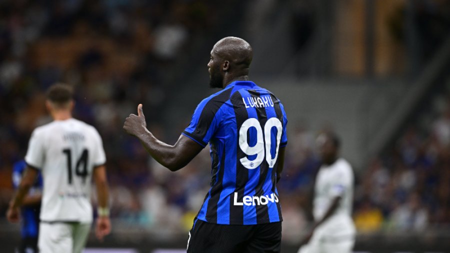 Lukaku rikthehet në stërvitje me Interin, Inzaghi ka një armë më shumë ndaj Napolit