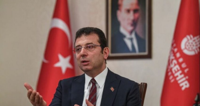 Gjykata turke dënon me burg rivalin politik të Erdoganit