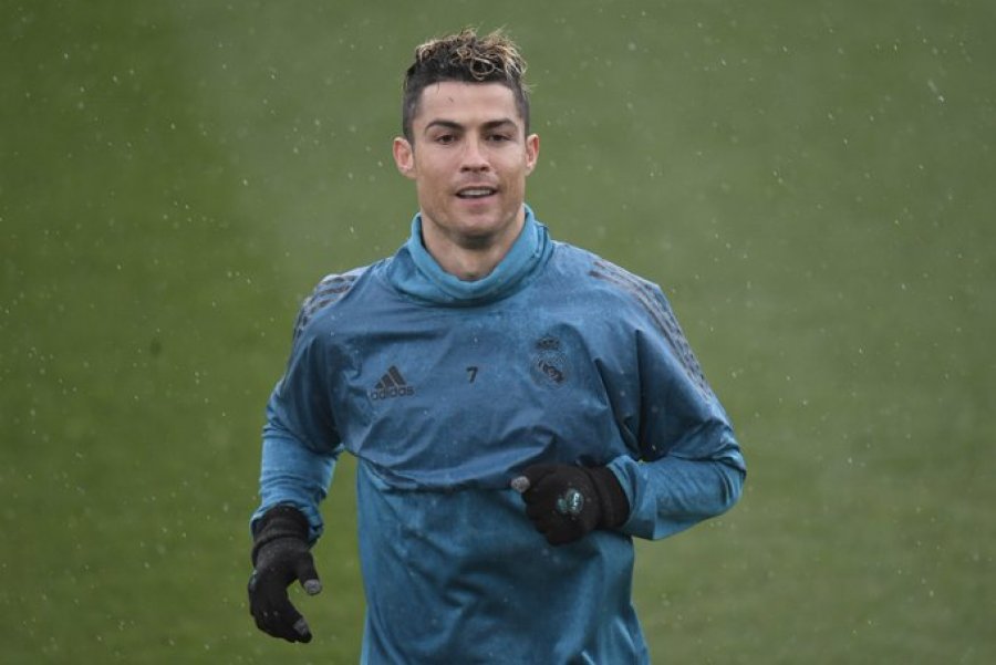 Cristiano Ronaldo kthehet në Madrid dhe nis stërvitjen te Reali