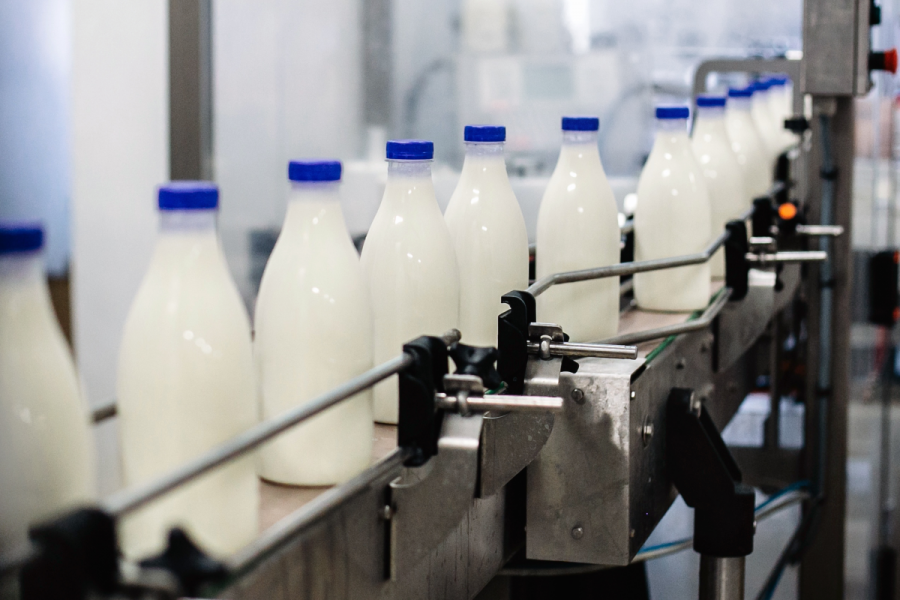 Kompanitë e qumështit në mes të vështirësive