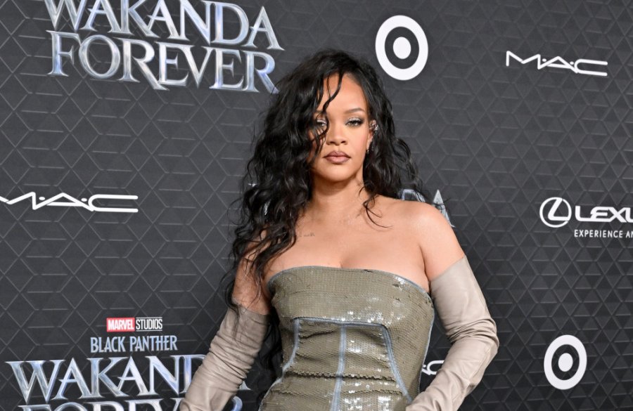 Telashe për Rihanna-n, ylli i muzikës akuzohet për mashtrim