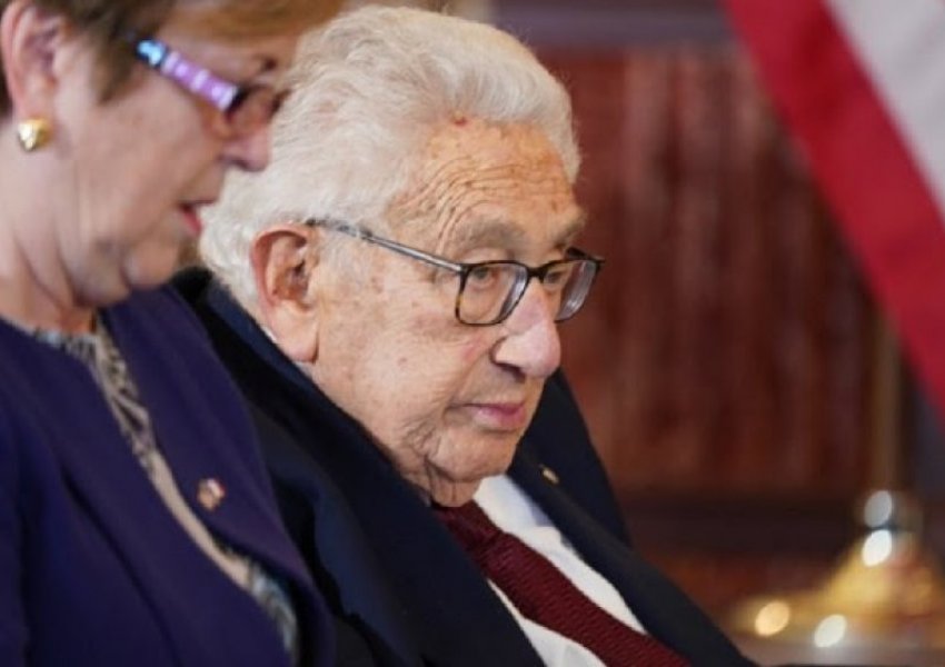 ​Kissinger thotë se është koha për një paqe të negociuar në Ukrainë