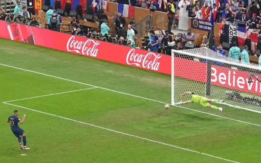 E pabesueshme çfarë ndodh në Argjentinë-Francë, Mbappe shënon 2 gola brenda një minute dhe barazon rezultatin