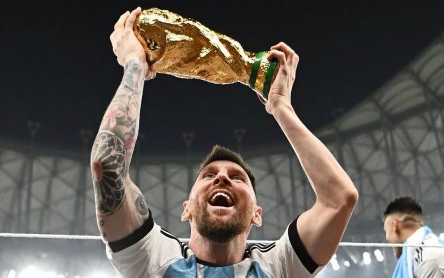 Fotoja me Kupën e Botës, Messi thyen rekordin e pëlqimeve të Ronaldos në Instagram
