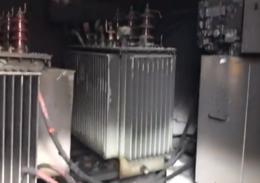 E rëndë në Shkozet, një person gjendet i djegur brenda kabinës elektrike