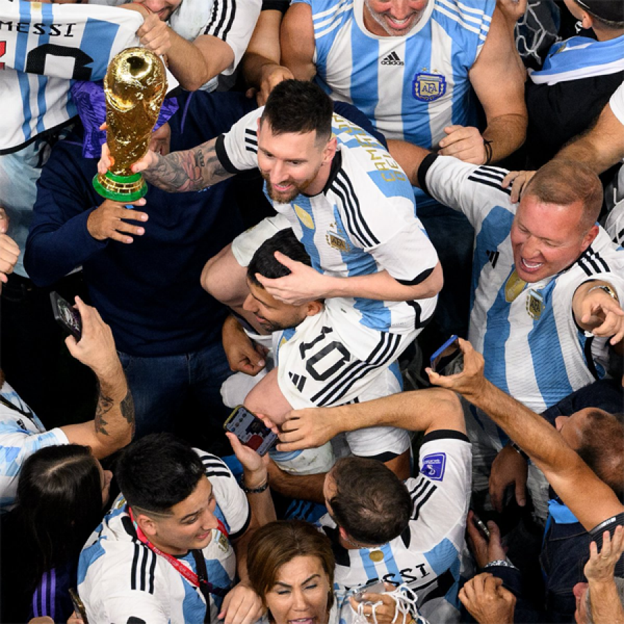 Triumfi i një dashurie, Argjentina e Messit dhe miliona të 'çmendurve' pas futbollit
