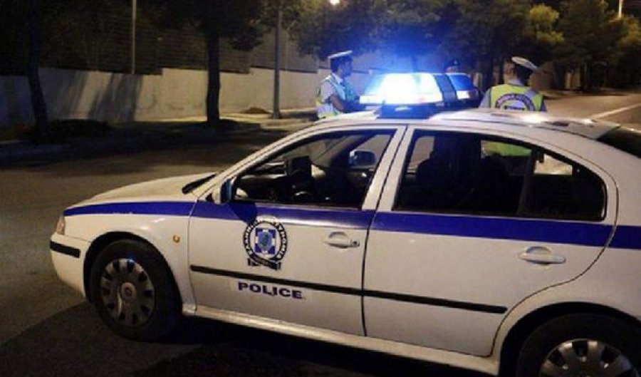 Përdhunuan për një muaj rresht shoqen e klasës, arrestohen tetë të mitur në Athinë