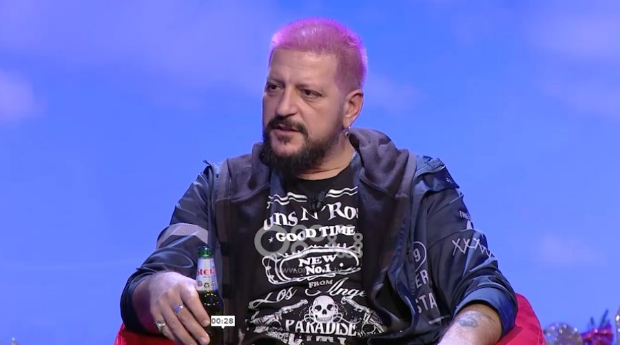 Bojken Lako prezanton të dashurën e re me këtë foto romantike