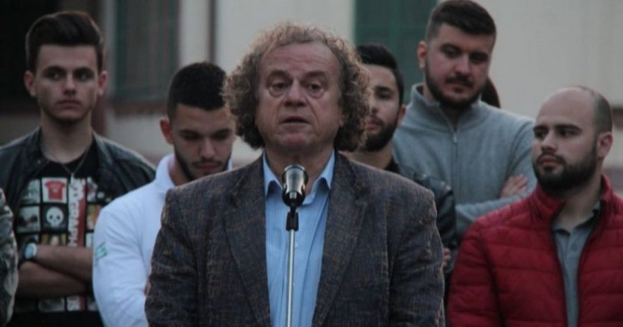 'Shtet shk***atë, më kërcënuan djalin'/ Bujar Asqeriu: Fola kundër qeverisë për Teatrin