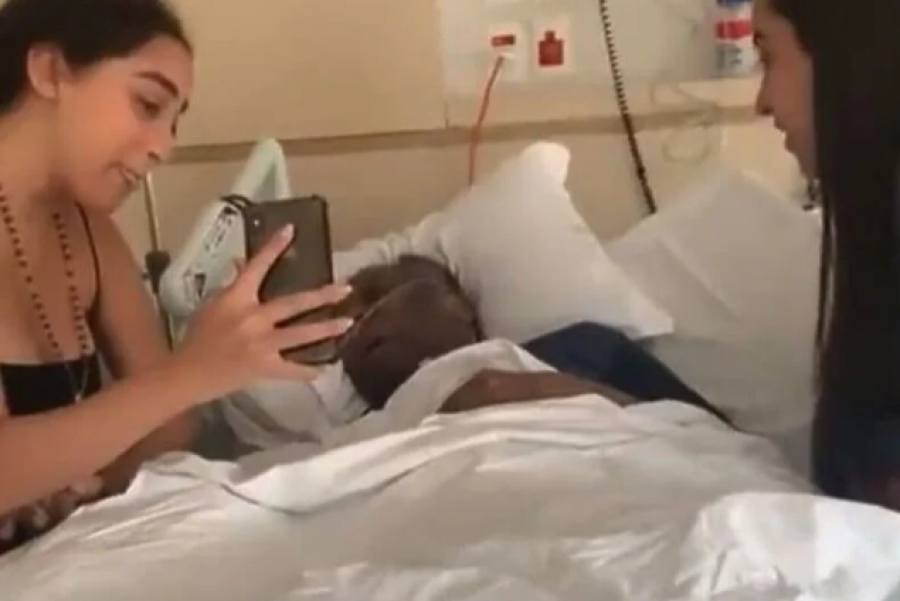 Pele u jep lamtumirë të dashurve të tij, publikohet video e trishtë nga spitali