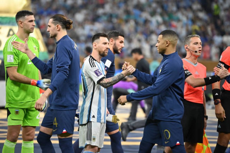 Probleme mes Mbappe dhe Messi-t pas Katarit? Flet trajneri i PSG-së