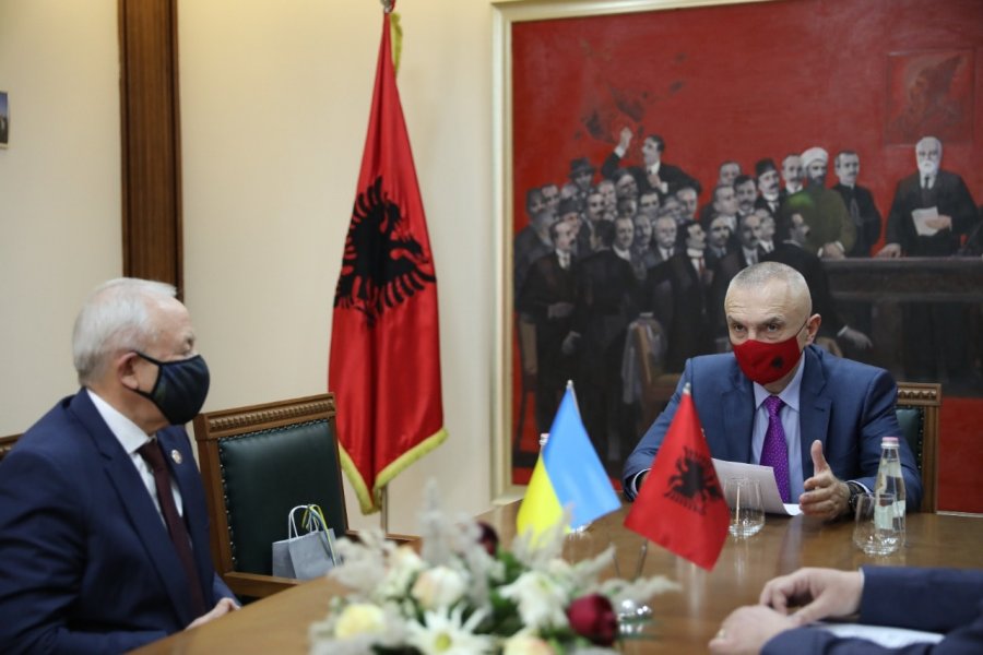 ‘Shqipëria është në krah të Ukrainës’/ Meta pret ambasadorin Shkurov