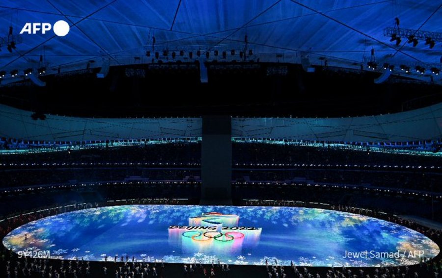 VIDEO/ Nisin Lojërat Olimpike Dimërore 'Pekin 2022', spektakël në ceremoninë hapëse