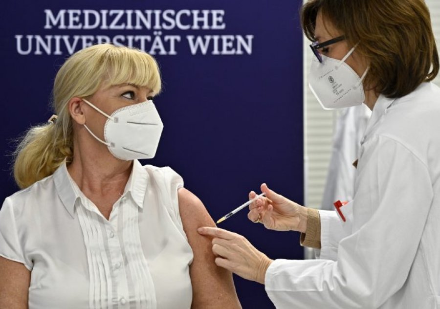 Nga sot, vaksina e detyrueshme në Austri