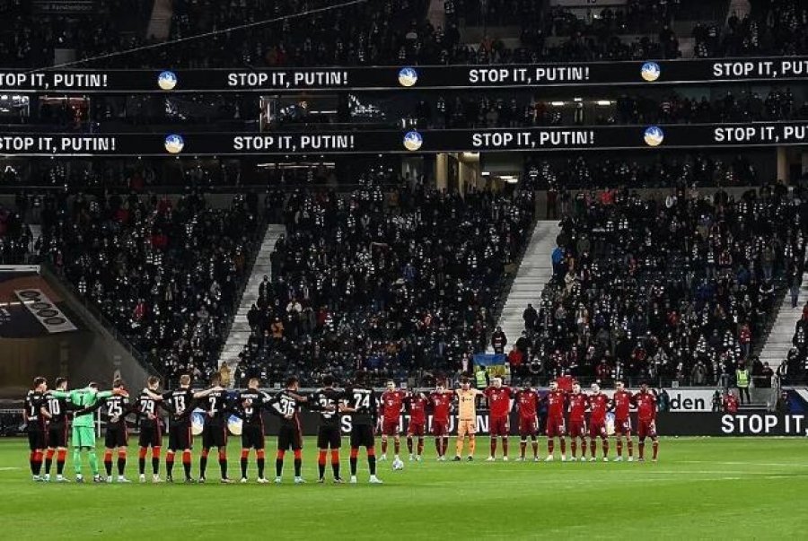 Bayern mundi Eintrachtin, një mesazh i qartë nga Gjermania për Vladimir Putin